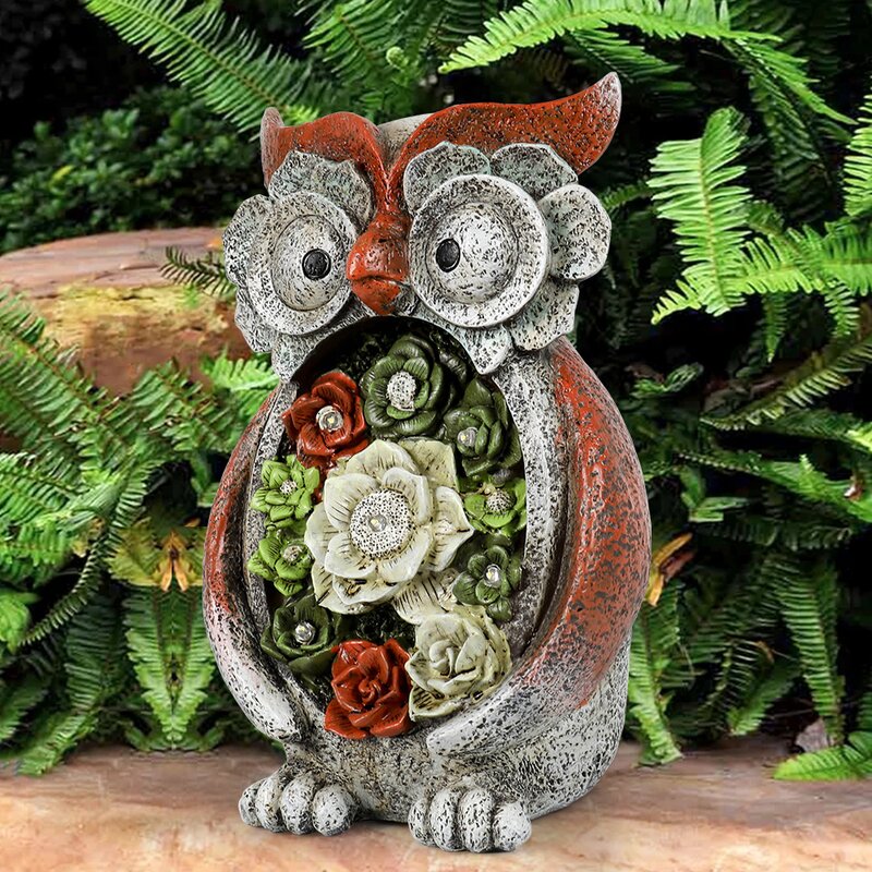 figurine owl